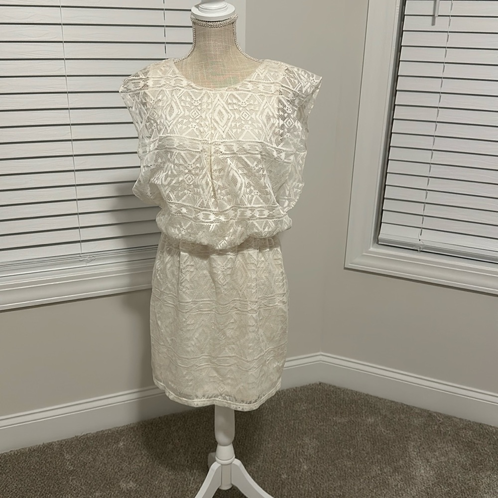 NEVERWORN White spring dress